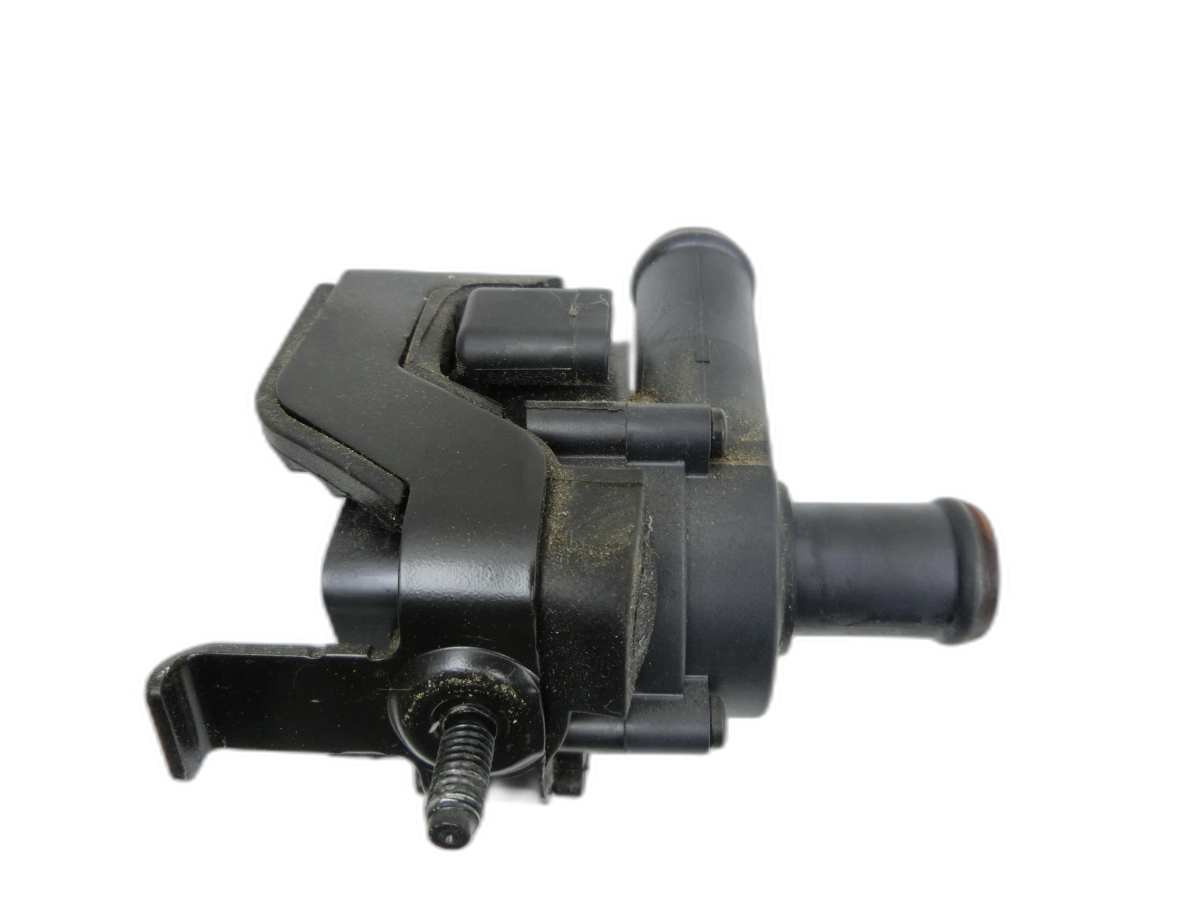 Audi A7 4G 10-18 TDI 3,0 150KW Umwelzpumpe Heizung Pumpe  - Bild 1