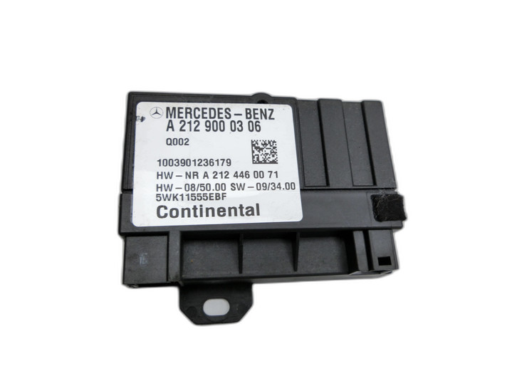 Mercedes S212 E350d 13-16 Steuergerät Kraftstoffpumpe Dieselpumpe Mercedes S212 E350d 13-16 18.02.2010 A2129000306... Bild 1