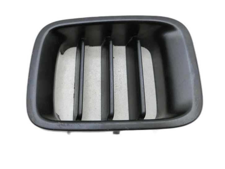 Suzuki Jimny SN 05-12 Lufteinlassgitter für Stoßstange Stoßfänger Pos.2 Z2T - Bild 1