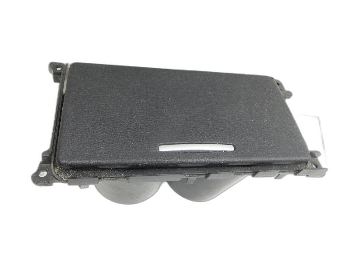 Mazda 6 GJ 12-15 Kombi Becherhalter Getränkehalter  - Bild 1