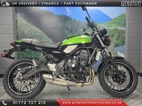 Kawasaki Z650 RS 2025