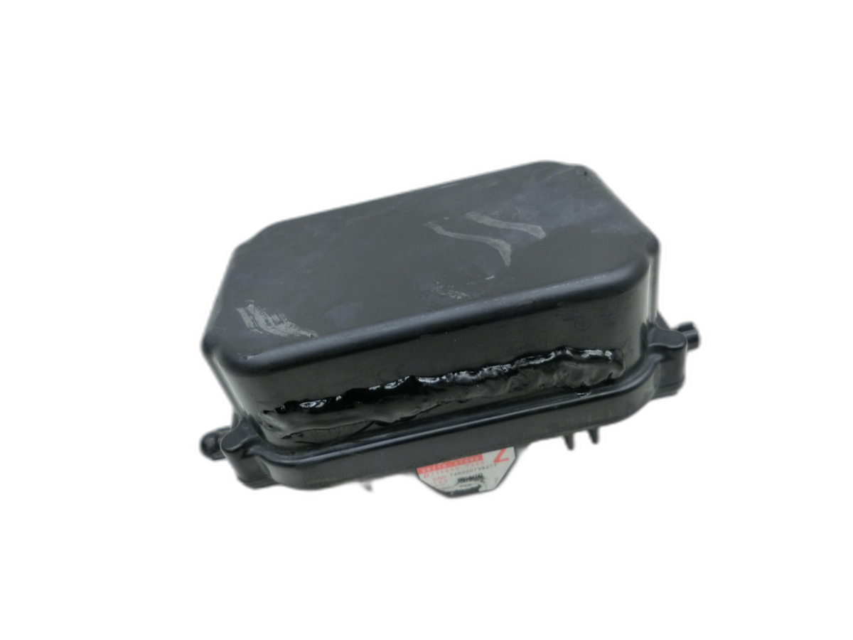 Toyota Prius IV ZVW5 16-19 Abstandssensor Radar Distronic  - Bild 1