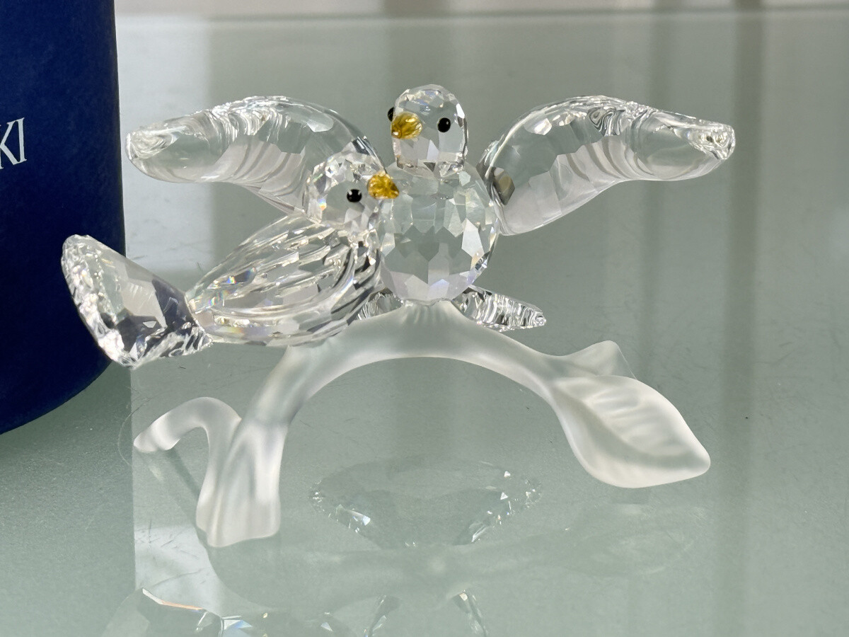 Swarovski Figurine 657378 Lovebirds 4 1/8in Boxed