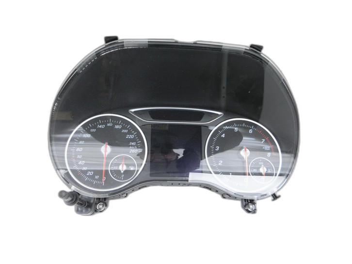 Mercedes W176 A180 15-18 1,6 85KW Kombiinstrument Tacho Mercedes W176 A180 15-18 19.10.2016 A1769009603 0263700367... Bild 1