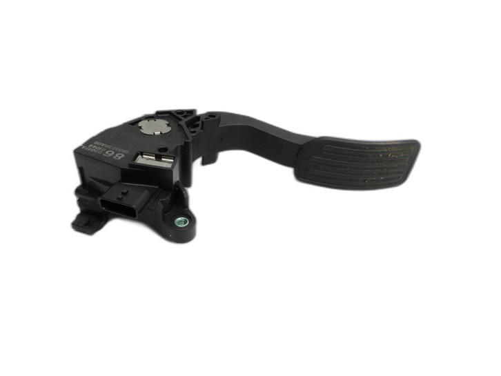 Nissan Juke F15 15-18 1,6i 86KW Gaswertgeber Gaspedal Nissan Juke F15 15-18 01.01.2017 180023RA0B 03017A 01049 gebraucht Bild 1