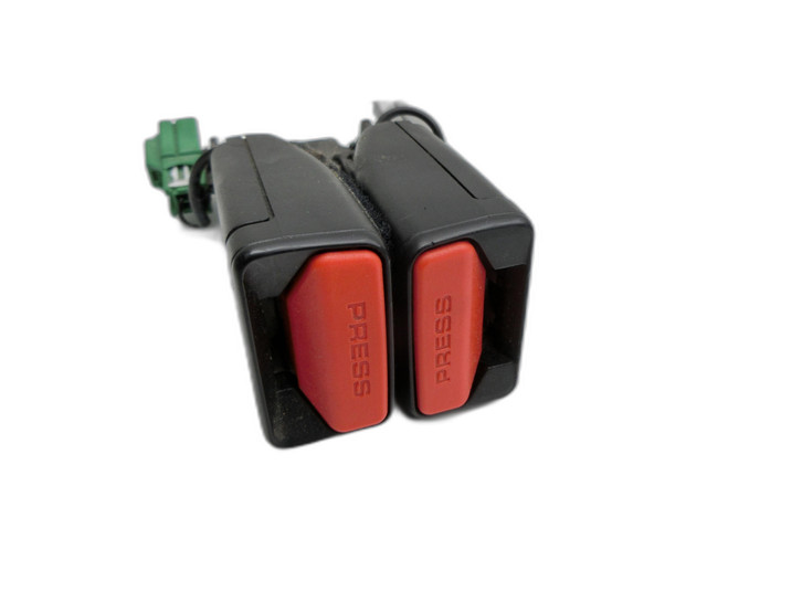 Range Rover Evoque   Gurtschloss doppelt Hinten Rechts  - Bild 1