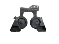 Audi A6 4F C6 qu 04-08 Hupe Signalhorn Audi A6 4F C6 qu 04-08 05.04.2006 4F0951229 703986620 gebraucht Vorschau 1
