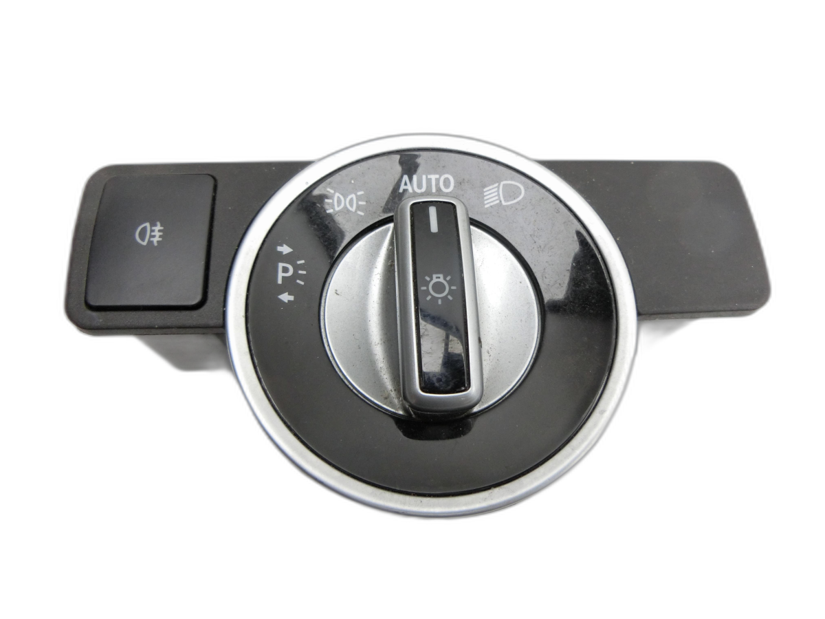 Mercedes S204 W204 C220 11-15  Lichtschalter Schalter - Bild 1