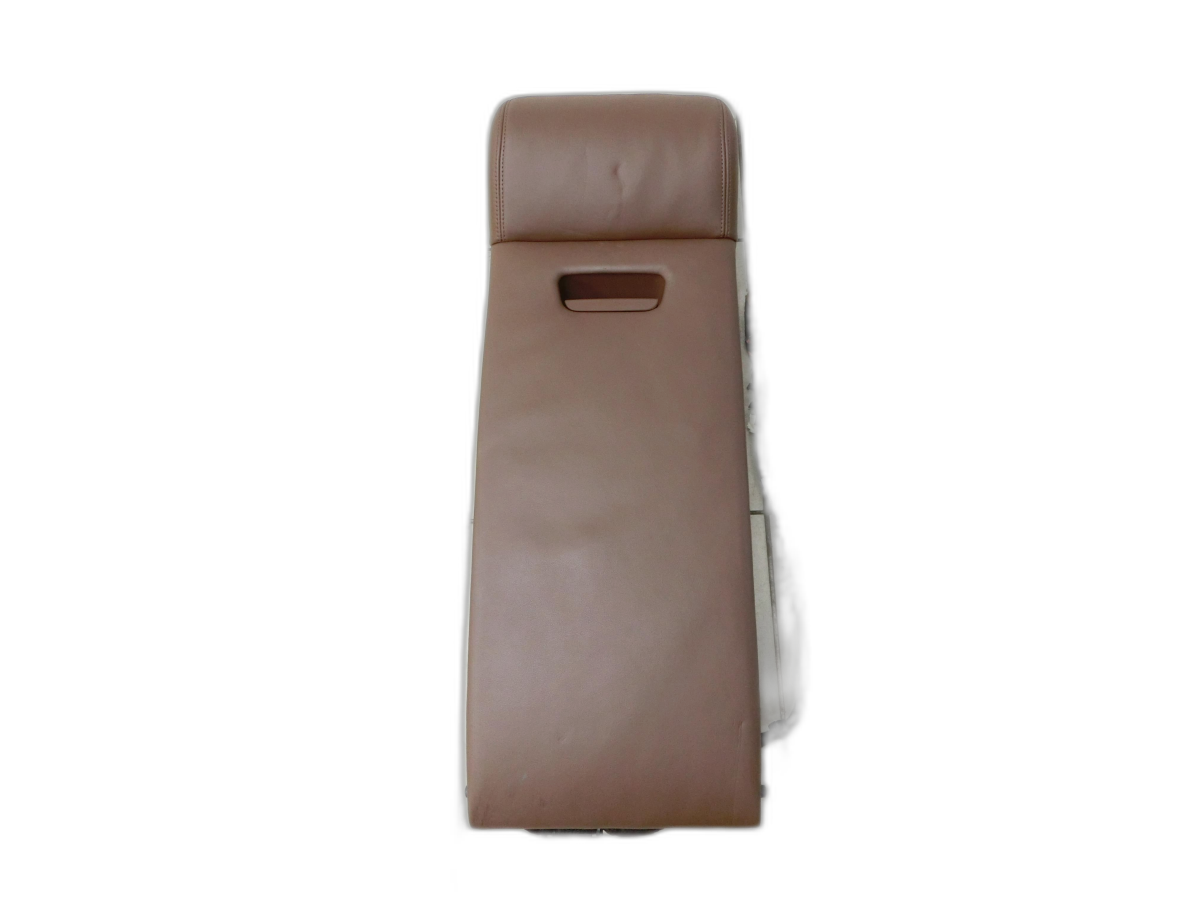 Audi A8 4H 09-13 Armlehne Mittelarmlehne Auflage mit Becherhalter für Rücksitzbank Nougatbraun  - Bild 1