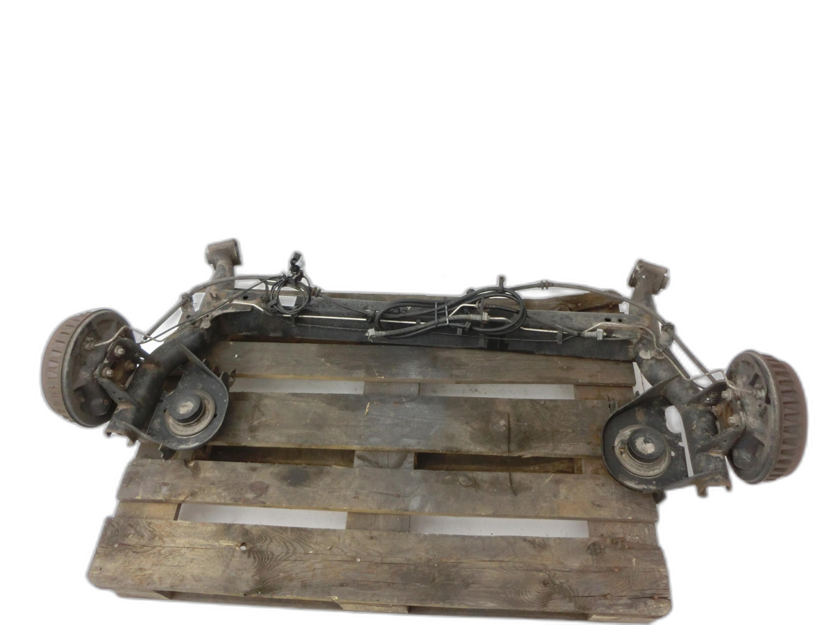 Dacia Dokker KE 12-21 Kombi Hinterachse Achse mit Trommelbremse - Bild 1