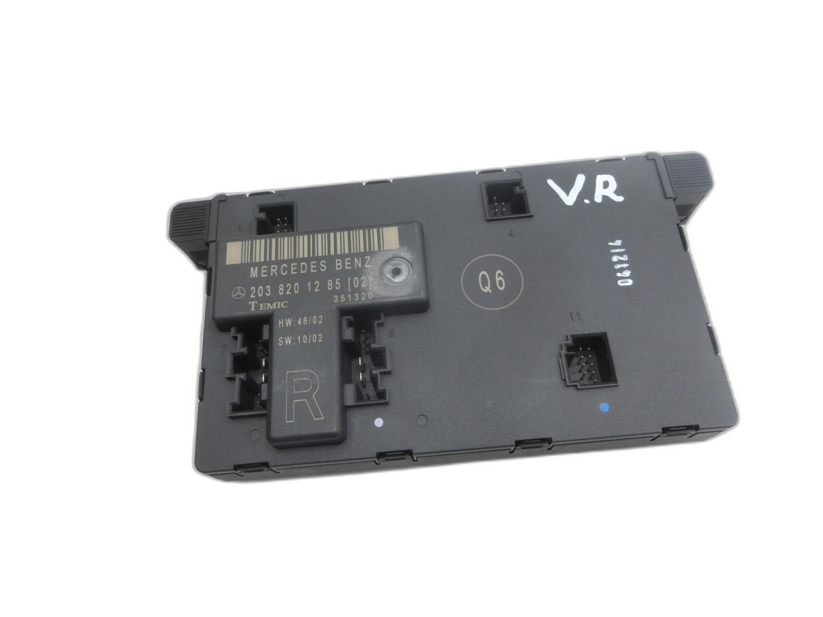 Mercedes W203 C200K 04-07 Steuergerät ECU Türsteuergerät SG Rechts Vorne  - Bild 1