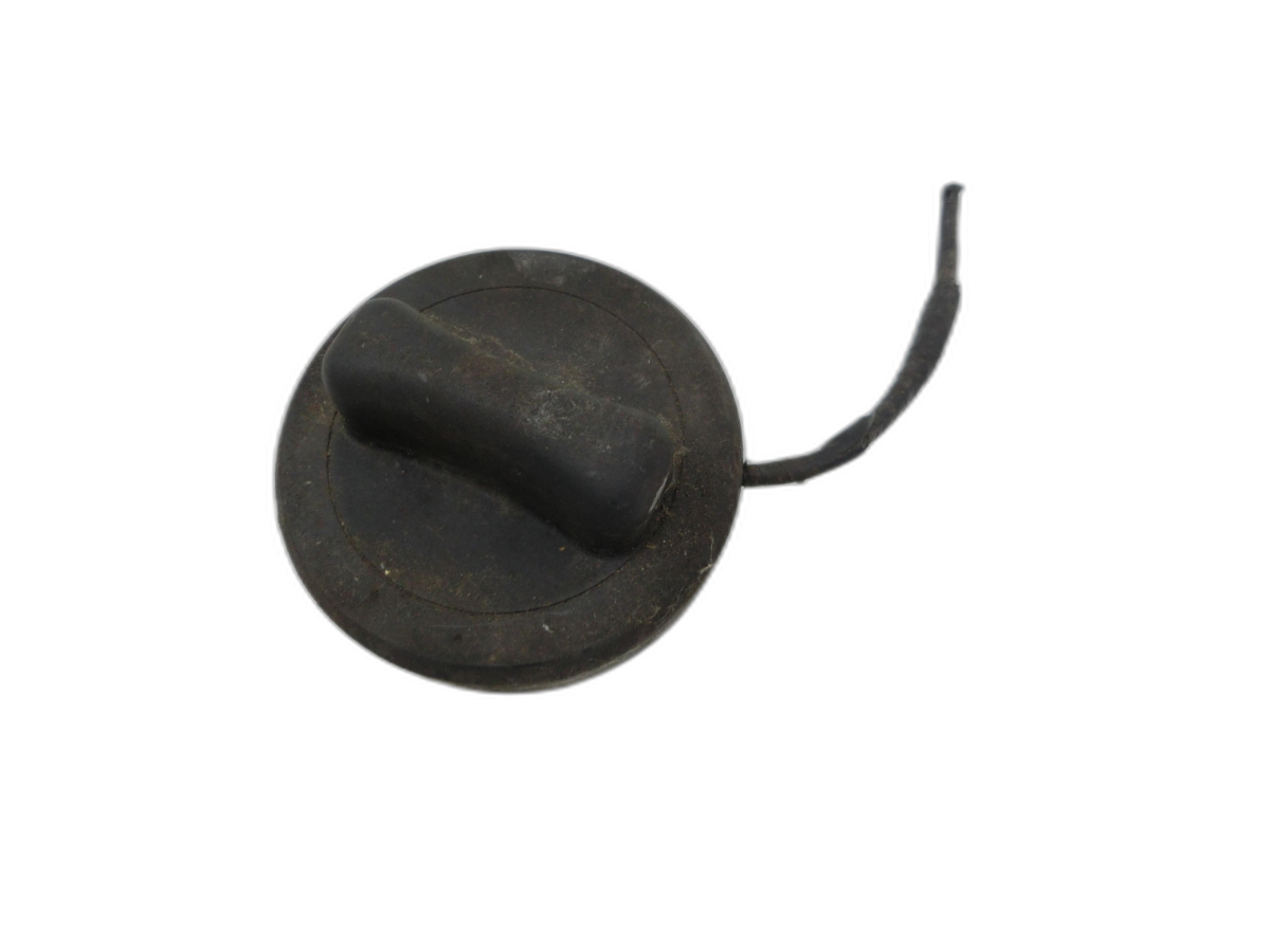 Mercedes CLA 250 C117 13-16 Einfüllverschluss Schraubverschluss Tankdeckel Verschluss Tankverschluss - Bild 1