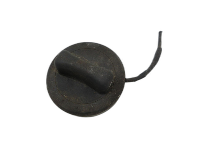 Mercedes CLA 250 C117 13-16 Einfüllverschluss Schraubverschluss Tankdeckel Verschluss Tankverschluss  - Bild 1