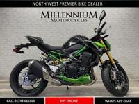 2024 KAWASAKI Z900 SE ZR900MRFNN IN METALLIC SPARK BLACK.