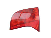 Audi A4 8E B7 04-08 Kombi Rückleuchte Heckleuchte Klappe Rechts Audi A4 8E B7 04-08 28.03.2007 a8E9945094A... Vorschau 1