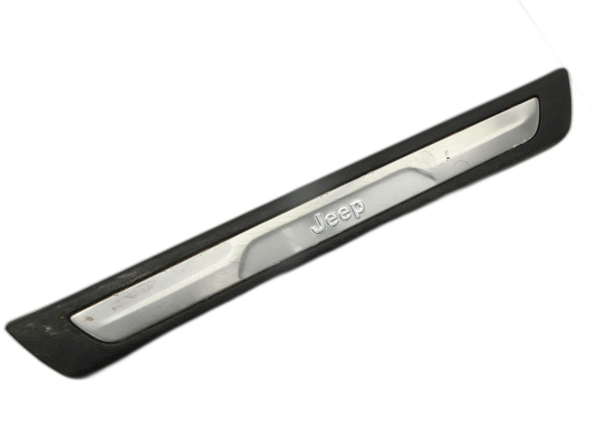 Jeep Grand Cherokee WK2 13-17  Einstiegsleiste Links Vorne  - Bild 1