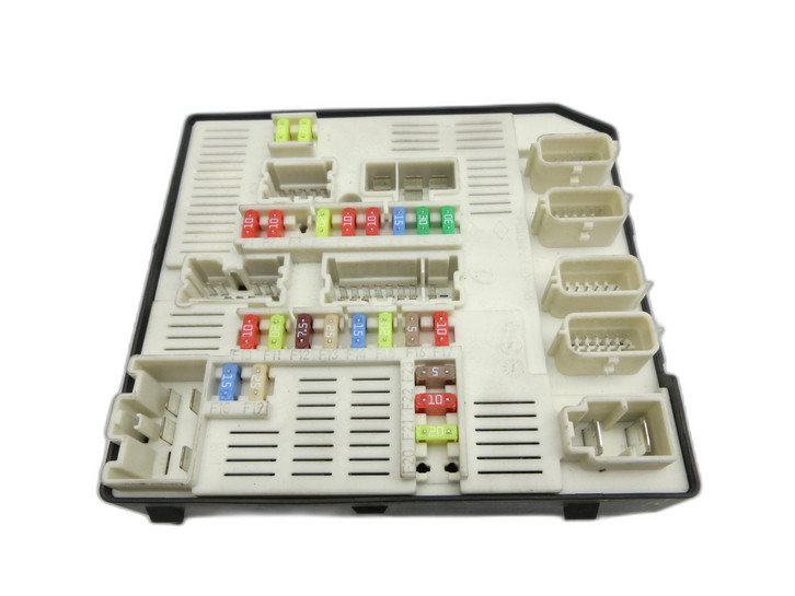 Renault Megane III 08-12 1,6 81KW Sicherungskasten Zentralelektrik  - Bild 1