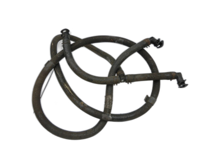 Seat Exeo ST 09-13 TDI 2,0 105KW Kühlwasserschlauch Waschdüsen Vorne  - Bild 1