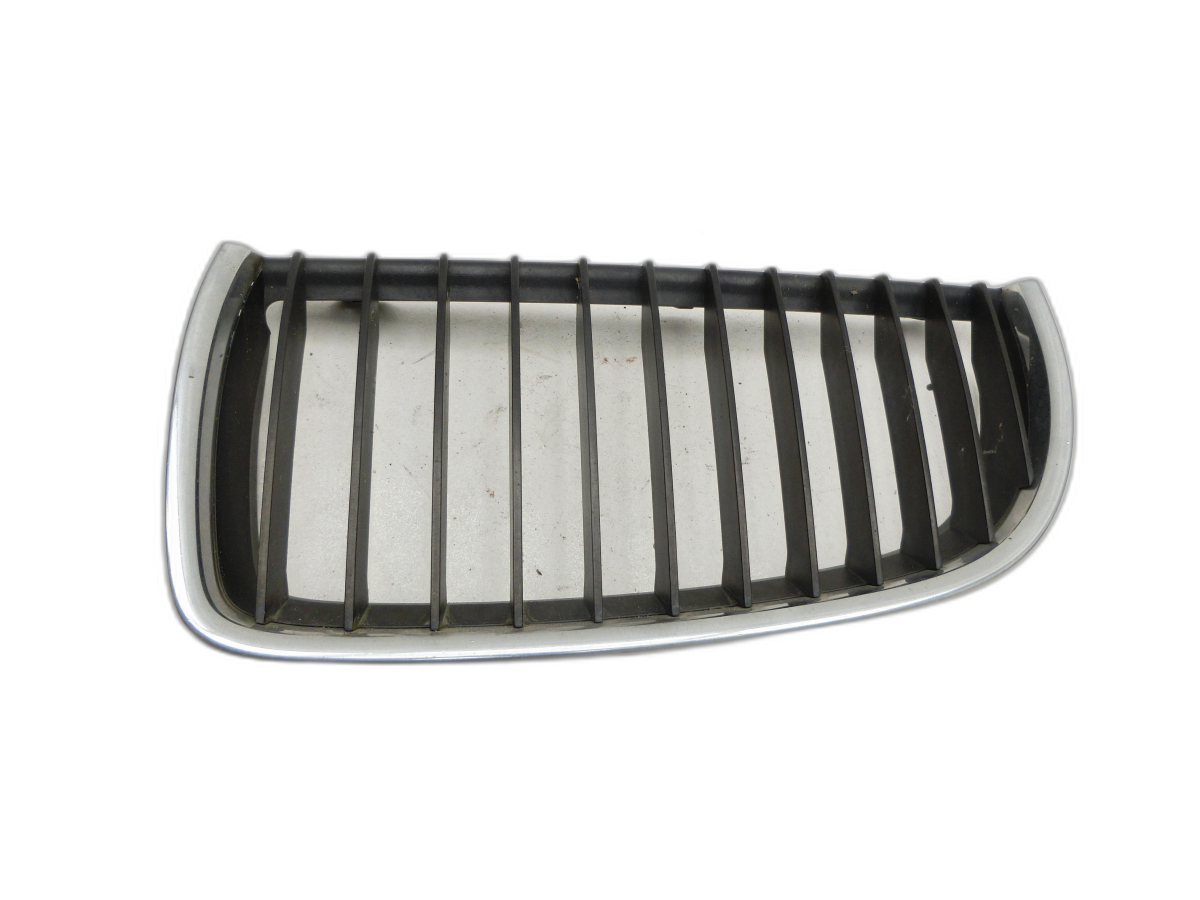 BMW 318D E90 3er 05-08 Frontgrill Kühlergrill Grill Links  - Bild 1