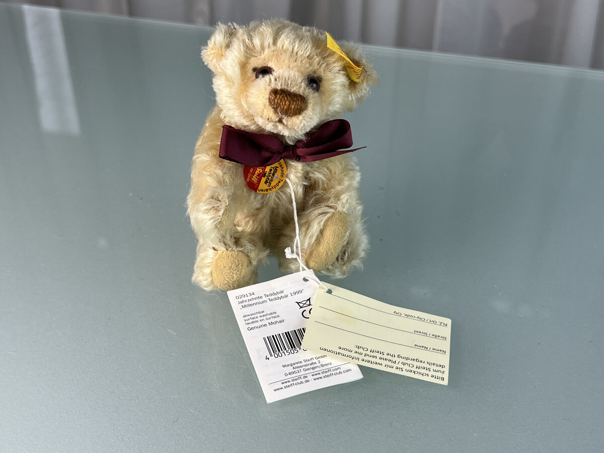 Steiff Animal Stuffed Collector Decades Teddy 029004 Bear 5