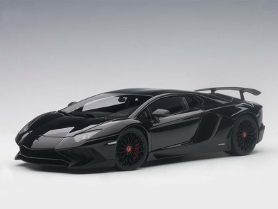 LAMBORGHINI AVENTADOR SV LP750-4 NERO ALDEBARAN GLOSS BLACK