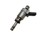 VW Tiguan 5N 11-16 2,0 155KW Injektor Einspritzdüse Zyl.4 VW Tiguan 5N 11-16 12.12.2012 06H906036P 0261500076 gebraucht Vorschau 1