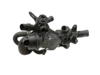 Renault Megane III 12-16 TCe 1,2 Thermostat Flansch Thermostatgehäuse Renault Megane III 12-16 15.10.2012 gebraucht Vorschau 1