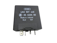 VW Sharan 7M 00-05 Relais f. anklappbaren Spiegel 361 VW Sharan 7M 00-05 24.08.2001 4A0907440 05020500 gebraucht Vorschau 1