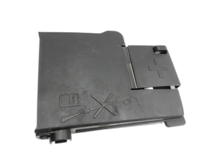 Opel Astra J 09-12 Batteriestützpunkt Plus Sicherungs- Relais  - Bild 1