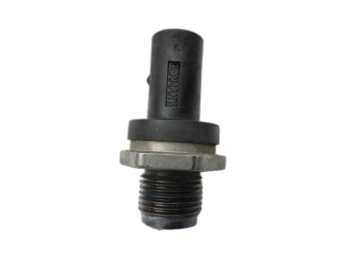 Mercedes W164 ML420 05-09 CDI 4,0 225KW Rail Sensor Hochdruck Drucksensor Rechts  - Bild 1