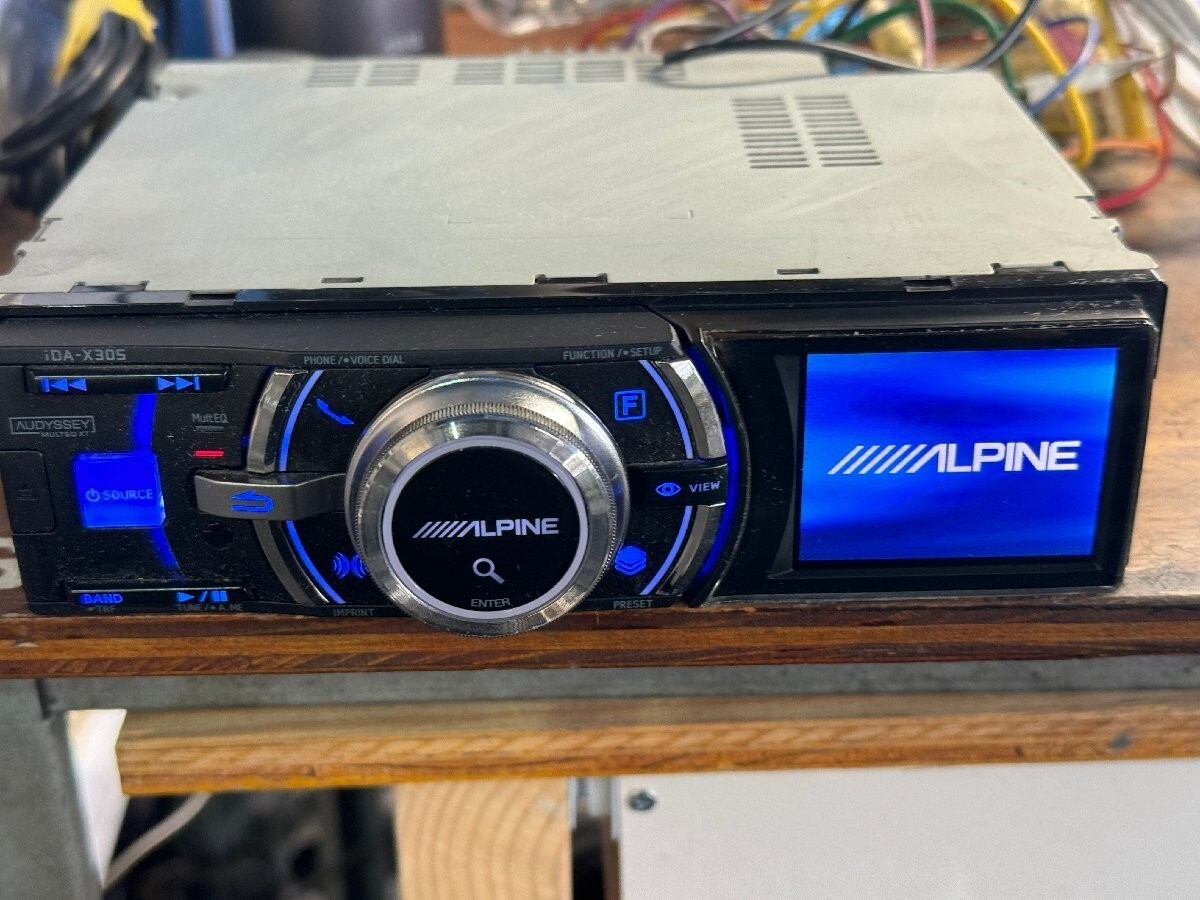 BEWITH R-130スピーカー ALPINE IDA-X305 セット Alpine iDA-X305 Digital Media Receiver Bluetooth Audio Head
