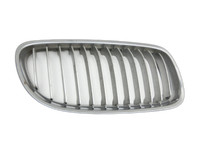 BMW E91 320D LCI 09-13 Niere Frontgrill Kühlergrill Rechts BMW E91 320D LCI 09-13 30.09.2009 7201968 51137201968... Vorschau 1