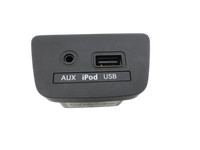 Hyundai I30 GD 11-15 USB AUX Buchse Anschluss Hyundai I30 GD 11-15 20.10.2014 96120-A5000 gebraucht Vorschau 1