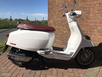 LAMBRETTA V-50 SPECIAL, 2022/22, JUST 532 MILES COVERED, FINISHED IN WHITE