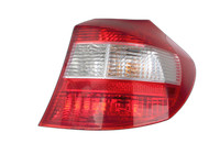 BMW E87 1er 116i 04-07 5T Rückleuchte Rücklicht Heckleuchte Rechts orig BMW E87 1er 116i 04-07 28.09.2005 6924502... Vorschau 1