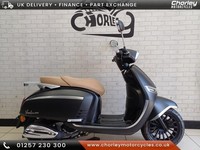 Keeway Versilia 125 cc scooter twist and go