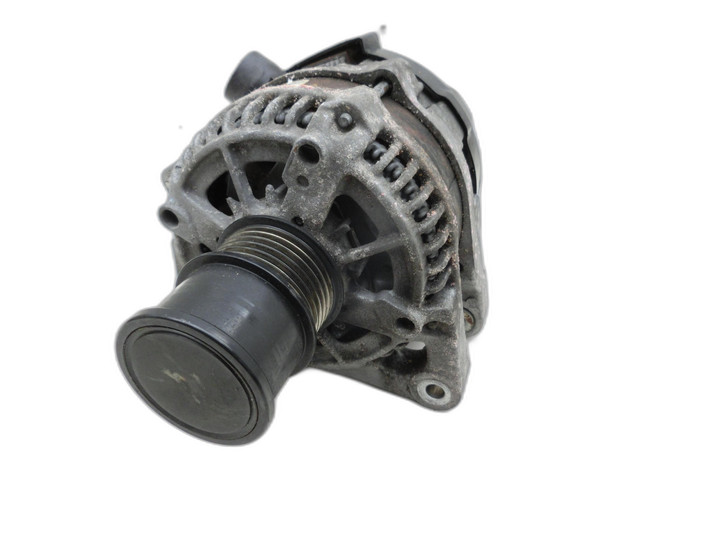 Ford Focus III 11-15 1,0 92KW Lichtmaschine Generator 120A  - Bild 1