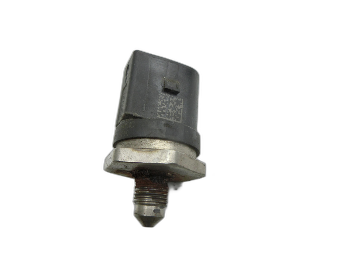 Audi A6 4F C6 04-08 5,2 320KW Railsensor Drucksensor  - Bild 1