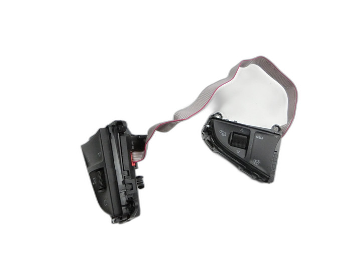 Skoda Fabia III NJ 17-21 Lenkradschalter Multifunktionstasten Schalter für Lenkrad  - Bild 1