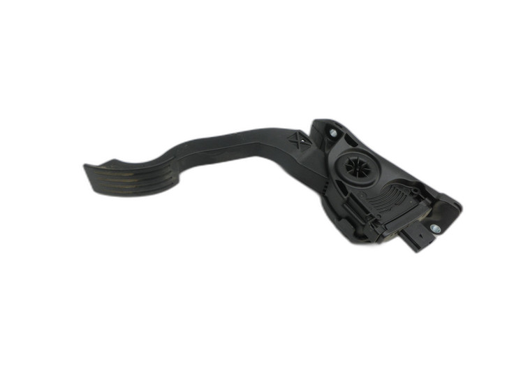 Ford Kuga II 16-19 1,5 134KW Gaspedal Gaswertgeber Pedal Ford Kuga II 16-19 29.09.2017 F1DC-9F836-AA 6PV010388-64... Bild 1
