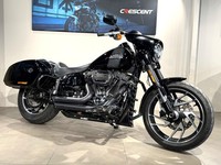 2023 SPORTGLIDE 107 DELUXE MODEL IN VIVID BLACK WITH A STAGE ONE SET UP