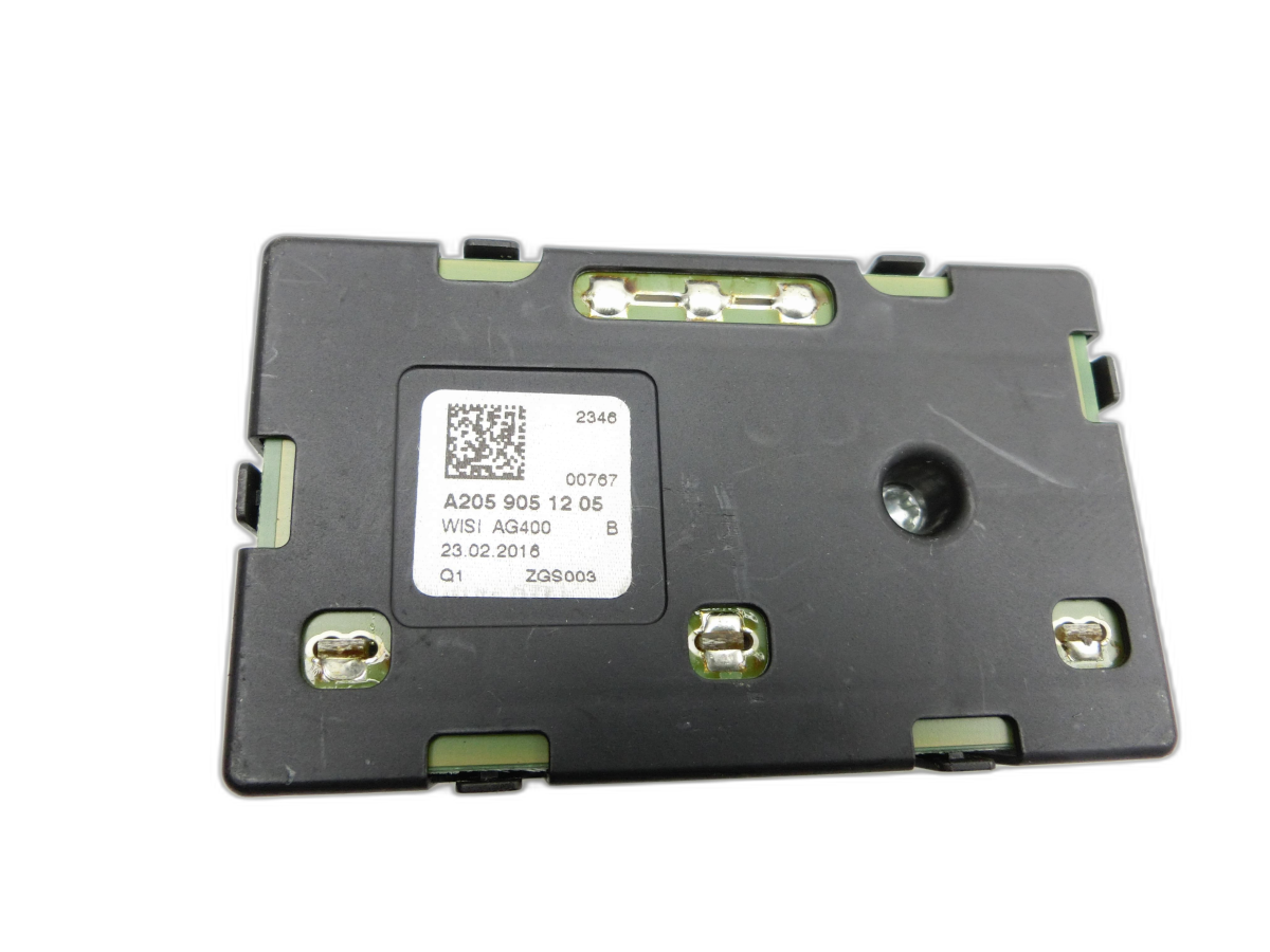 Mercedes S205 W205 14-18 Antennenverstärker Weiche Antenne WISI  - Bild 1