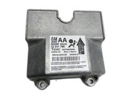 Opel Zafira B 05-11 Airbag Steuergerät Airbagsteuergerät Opel Zafira B 05-11 02.11.2006 13241766 327963935 403253A3... Vorschau 1