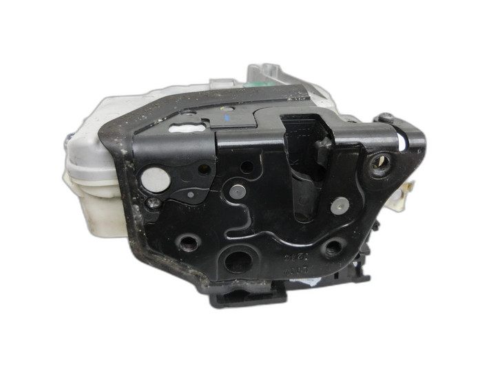 VW Passat 3C B7 10-15 Kombi Türschloss m. ZV Stellmotor Links Vorne  - Bild 1