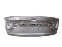 Avensis T27 15-18 Lim Heckklappe Kofferraumdeckel 4V8 Avensis T27 15-18 20.01.2016 6440105150 gebraucht Vorschau 1