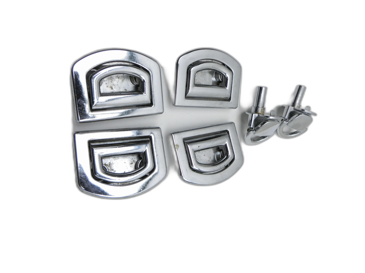 Audi A4 8K B8 07-11 TDI 2,0 105KW Befestigungsösen für Laderaumsicherung Ladungssicherung  - Bild 1