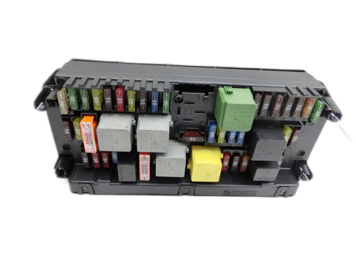 Mercedes W204 S204 C220 07-14 Sicherungskasten Steuergerät SAM und Zentralelektrik  - Bild 1