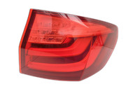 BMW F11 520d 10-13 Kombi Rückleuchte Rücklicht Heckleuchte Rechts orig BMW F11 520d 10-13 18.05.2012 63217203234... Vorschau 1