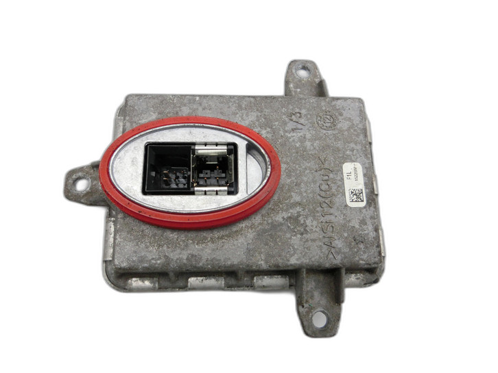 Mercedes W204 S204 C220 07-14 Xenon Vorschaltgerät Rechts  - Bild 1