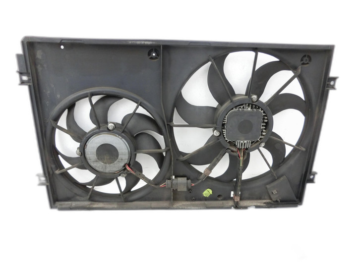 VW EOS 1F 06-09 FSI 2,0 110KW Lüfter Lüftermotor Lüfterzarge  - Bild 1